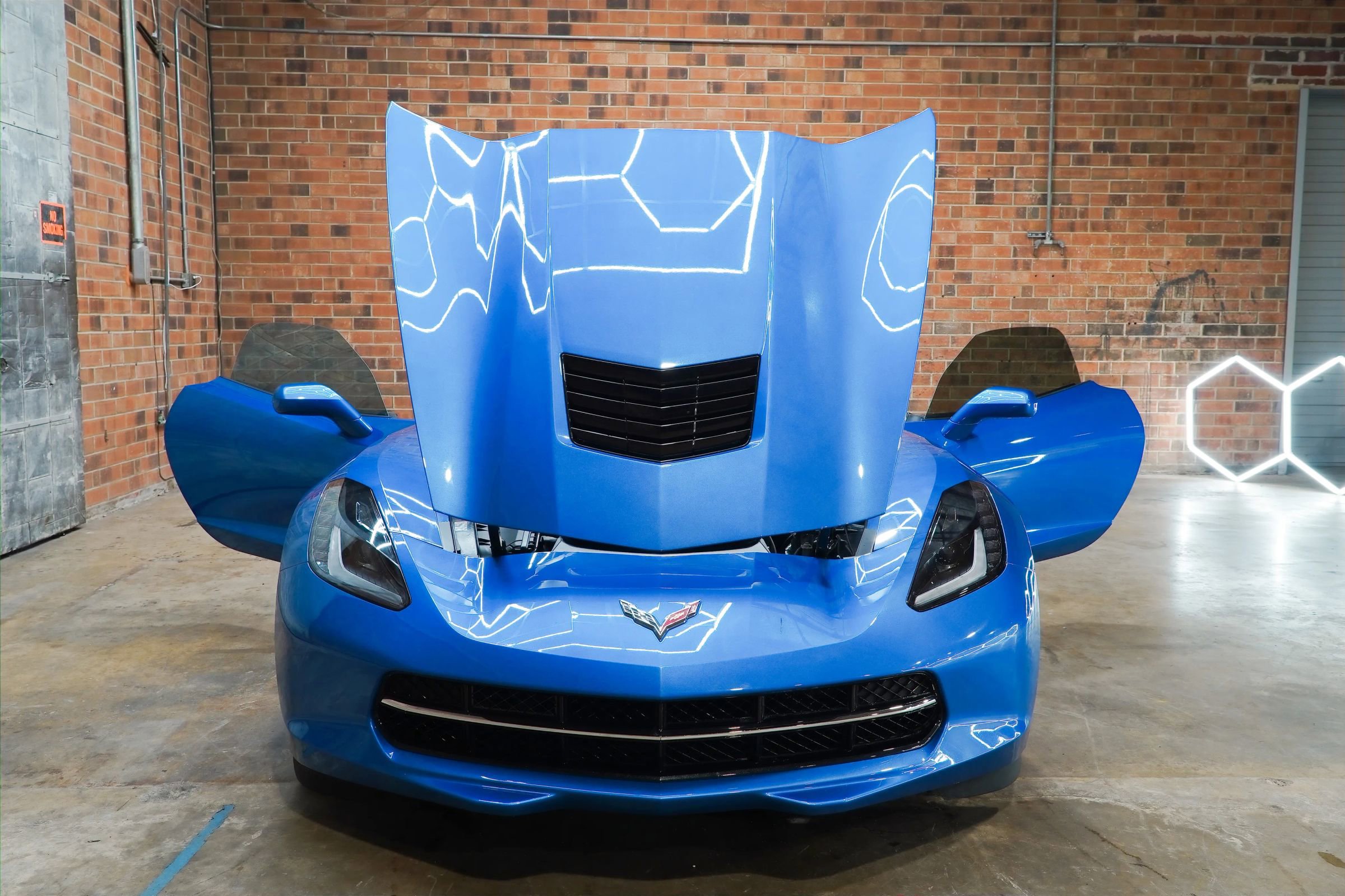 Used 2014 Chevrolet Corvette Stingray Convertible w/ 3LT Preferred Equipment Group RWD image 26