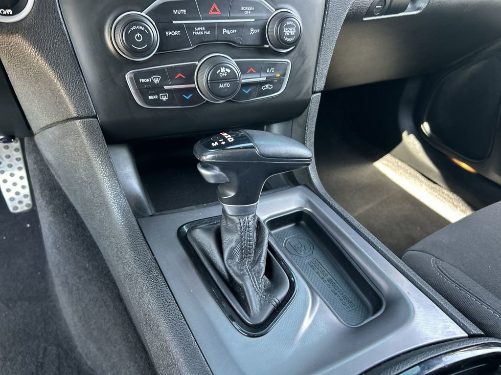 Used 2021 Dodge Charger R/T w/ Blacktop Package RWD image 15