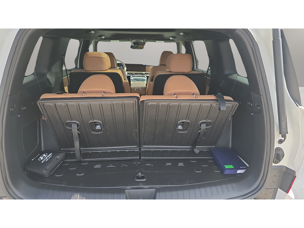 New 2026 Hyundai Santa Fe Calligraphy w/ Tow & Go Package AWD/4WD image 9