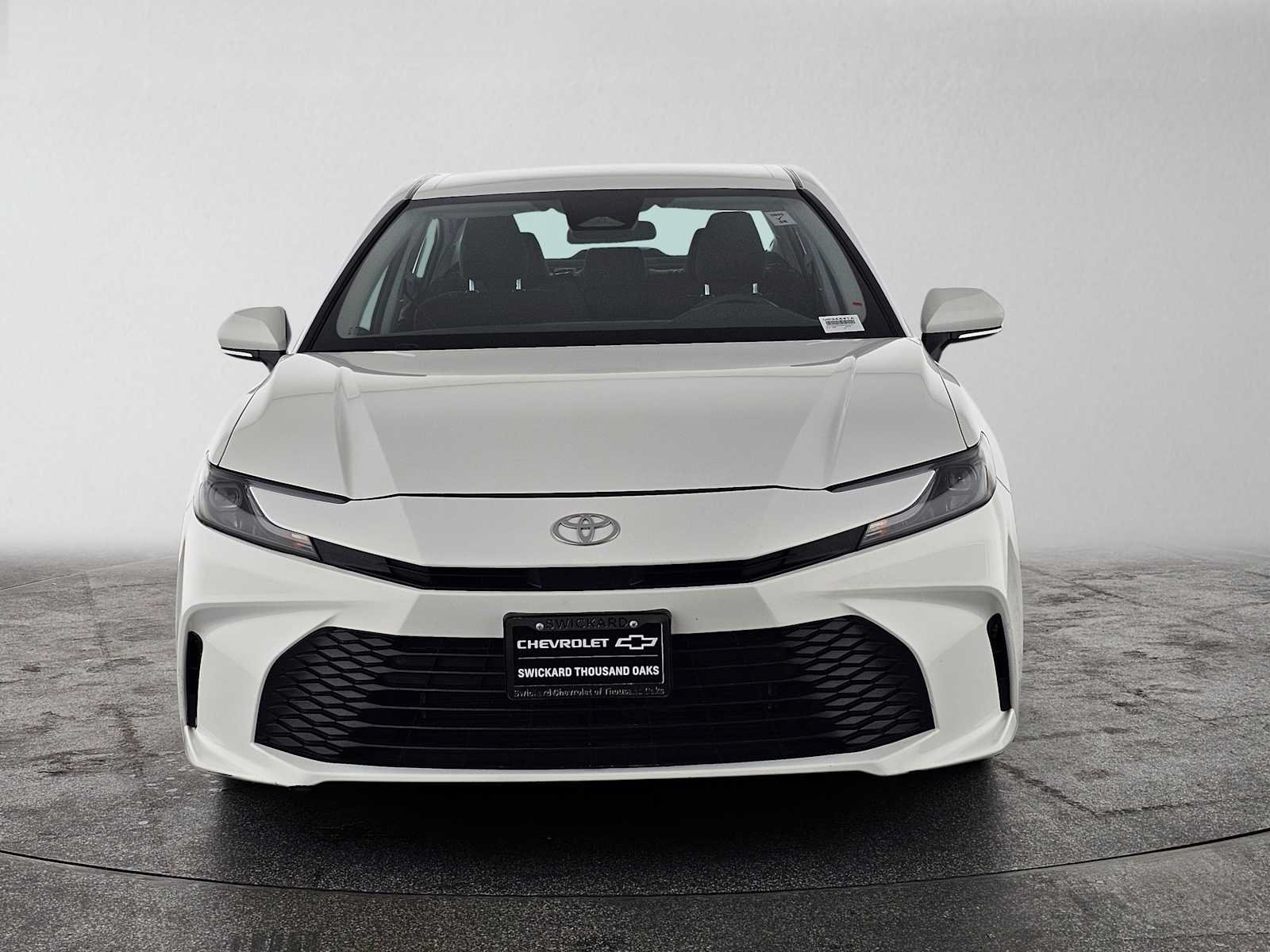 Used 2025 Toyota Camry LE FWD image 8