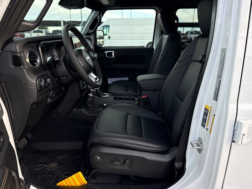 New 2027 Jeep Wrangler Unlimited Sahara AWD/4WD image 24