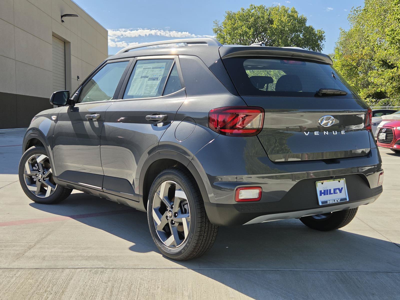 New 2026 Hyundai Venue SEL FWD image 3