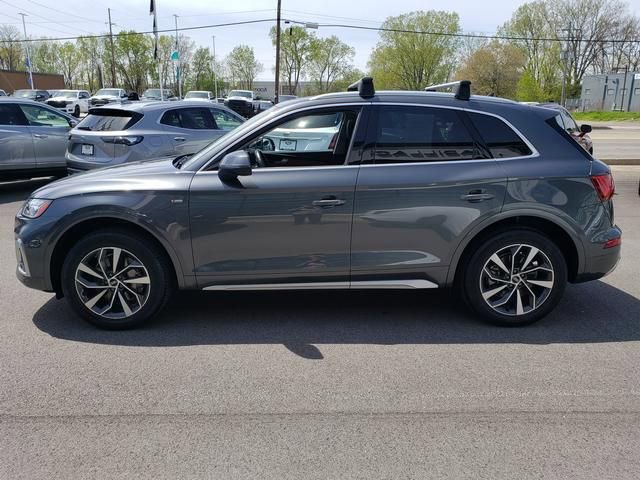 Used 2023 Audi Q5 2.0T Premium Plus w/ Premium Plus Package AWD/4WD image 6