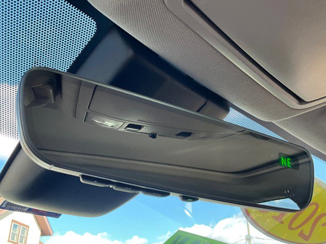 Used 2018 Toyota RAV4 Limited image 17