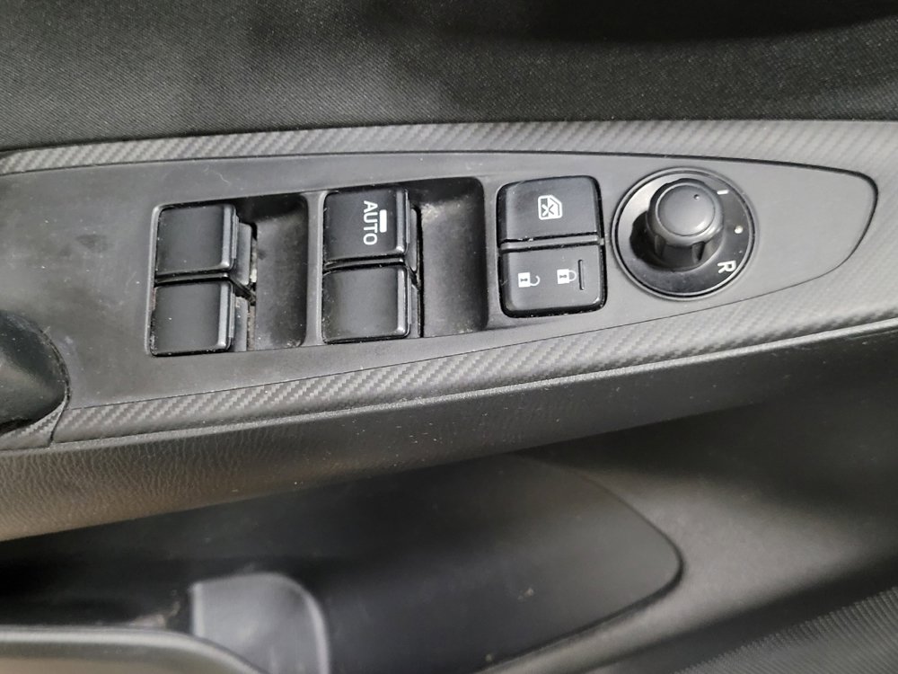 Used 2018 Toyota Yaris iA FWD image 27