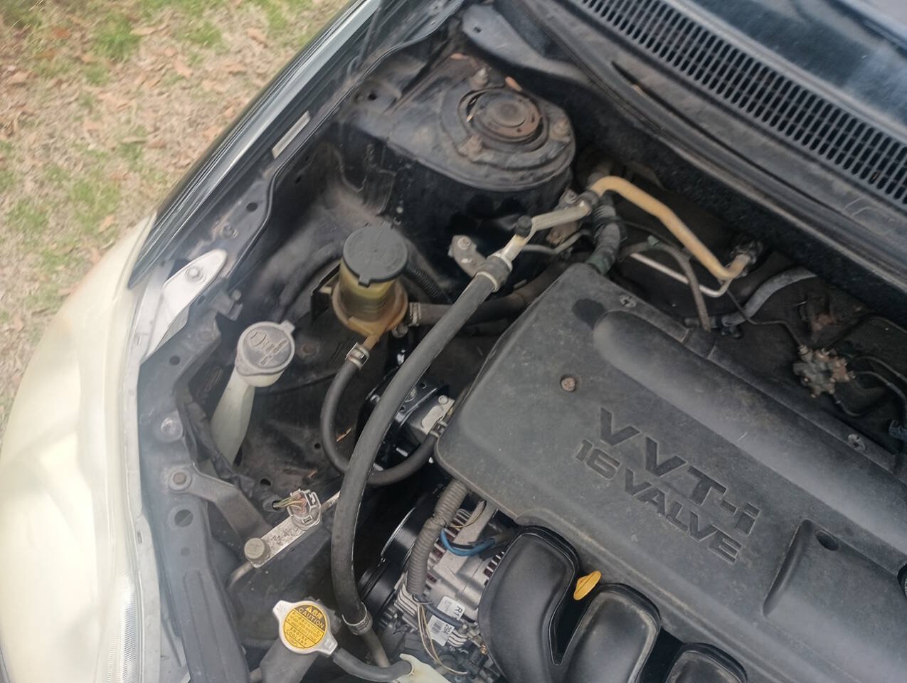 Used 2003 Toyota Matrix FWD image 30