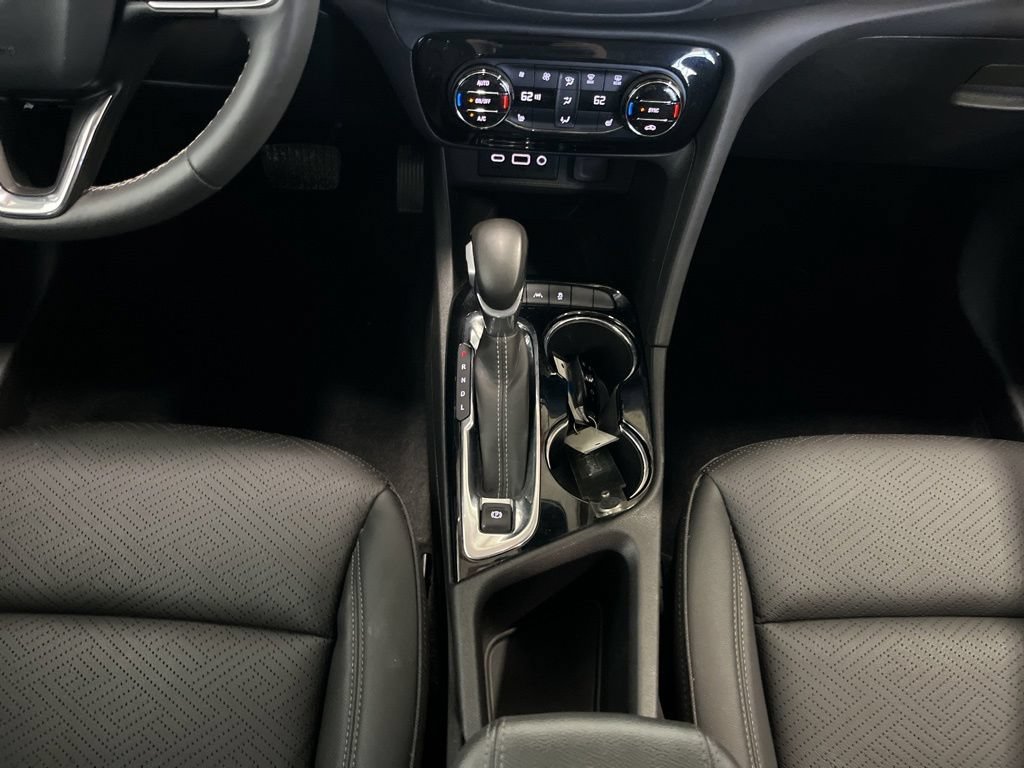 Used 2023 Buick Encore GX Essence w/ Experience Buick Package AWD/4WD image 11