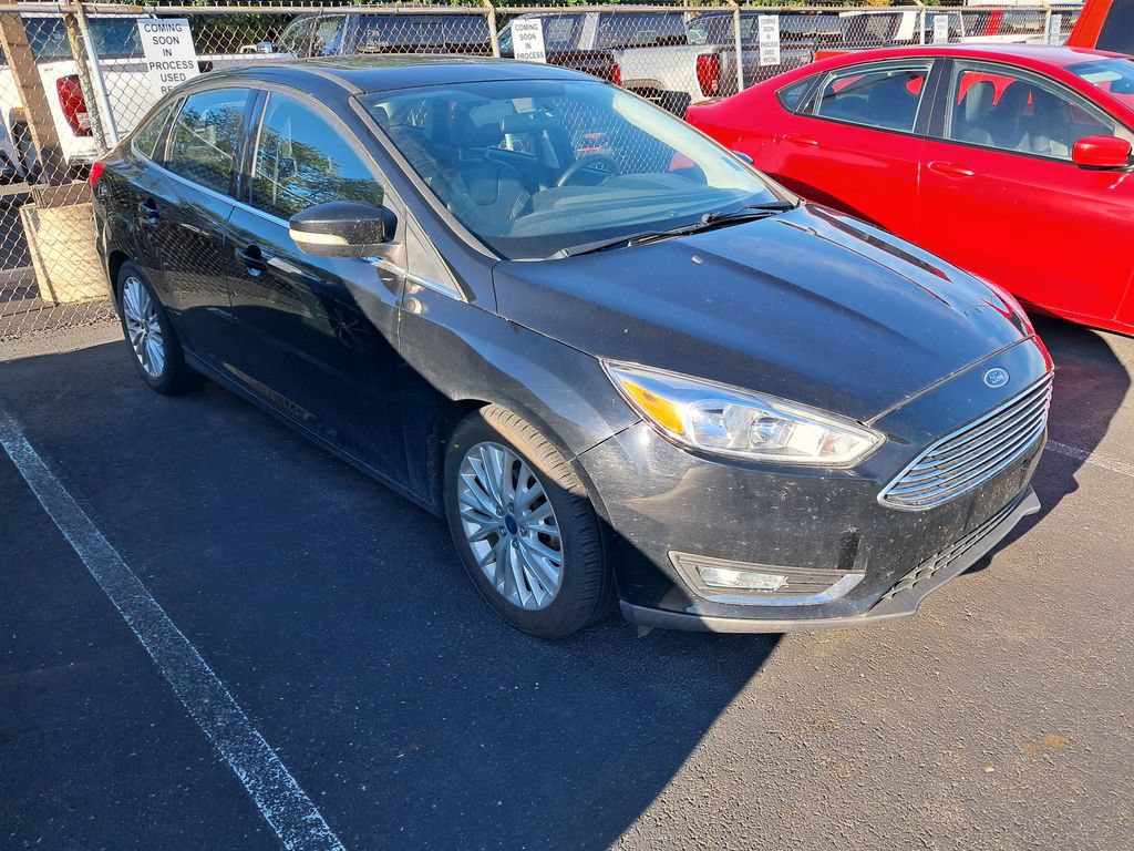 Used 2018 Ford Focus Titanium FWD image 6