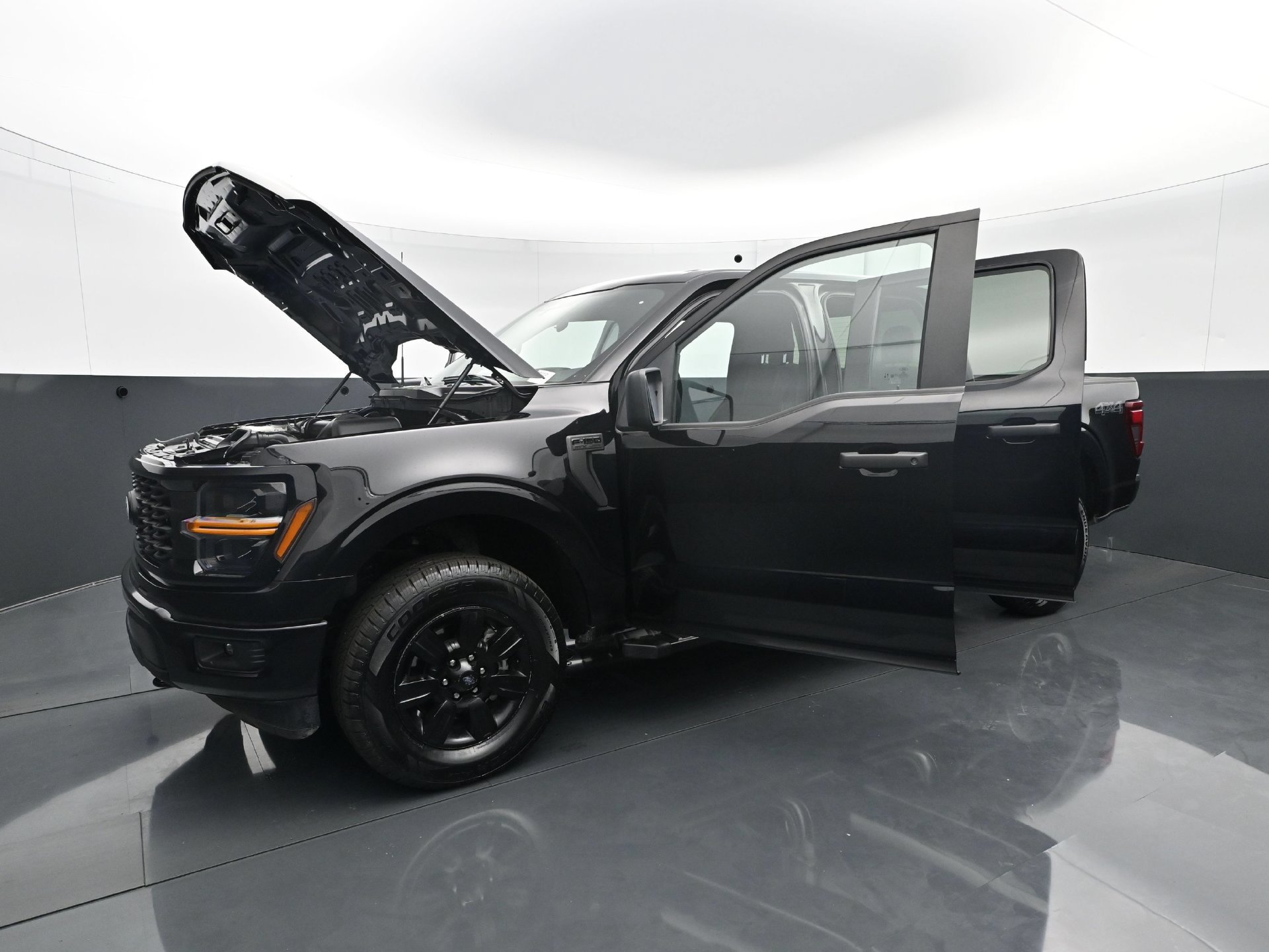 Used 2025 Ford F150 STX w/ STX Black Appearance Package AWD/4WD image 27