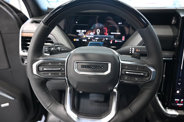 New 2026 GMC Yukon XL Denali w/ Denali Reserve Package AWD/4WD image 27