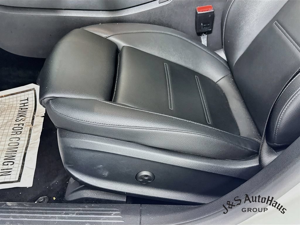 Used 2020 Mercedes-Benz CLA 250 image 25