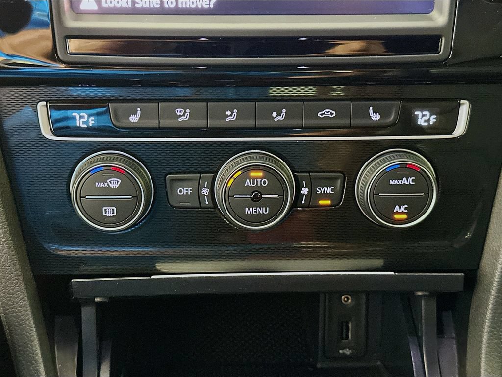 Used 2016 Volkswagen GTI Autobahn w/ Lighting Package (SEL) FWD image 15