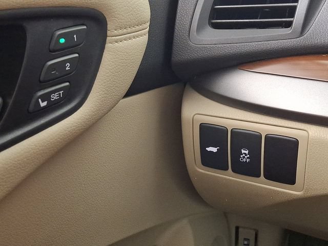 Used 2015 Acura RDX w/ Technology Package AWD/4WD image 26