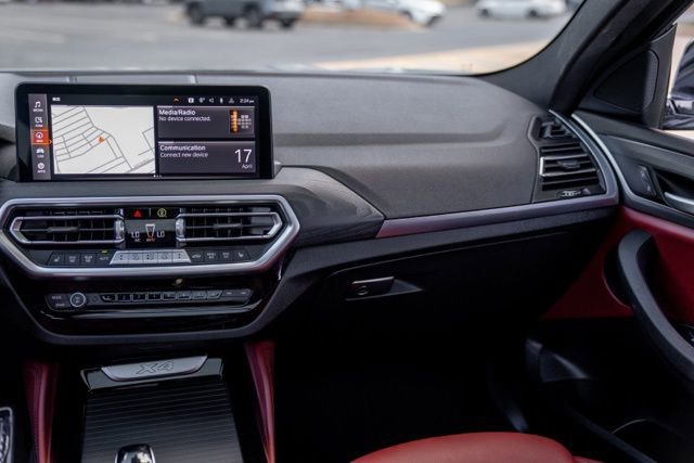 Used 2023 BMW X4 xDrive30i w/ M Sport Package image 30
