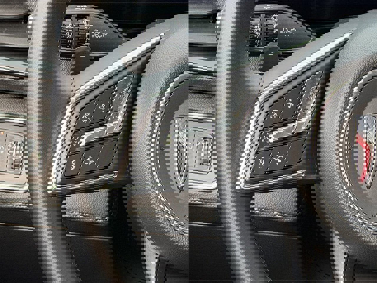 Certified 2025 Buick Enclave Preferred image 14