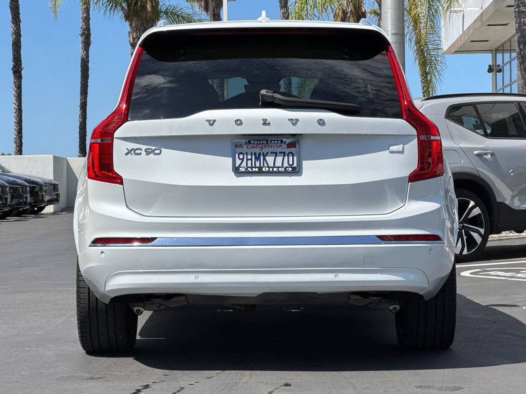 Certified 2023 Volvo XC90 T8 Plus AWD/4WD image 4
