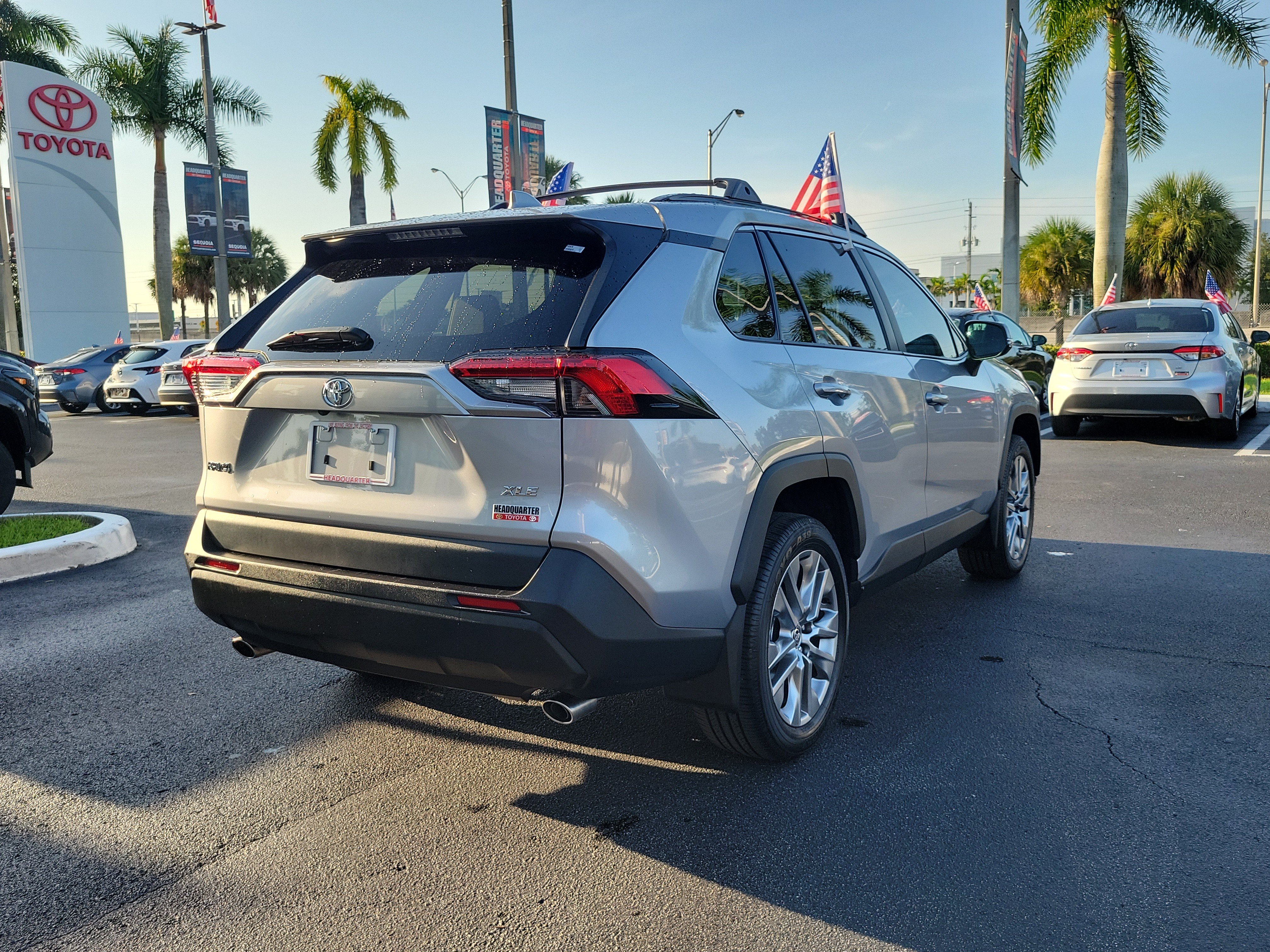 Used 2025 Toyota RAV4 XLE Premium FWD image 11