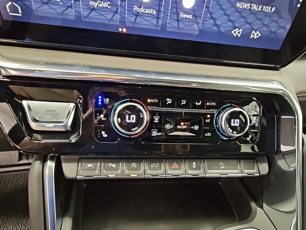 New 2025 GMC Sierra 1500 Denali w/ Denali Reserve Package image 19