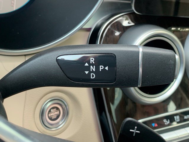 Used 2021 Mercedes-Benz GLC 300 4MATIC image 24