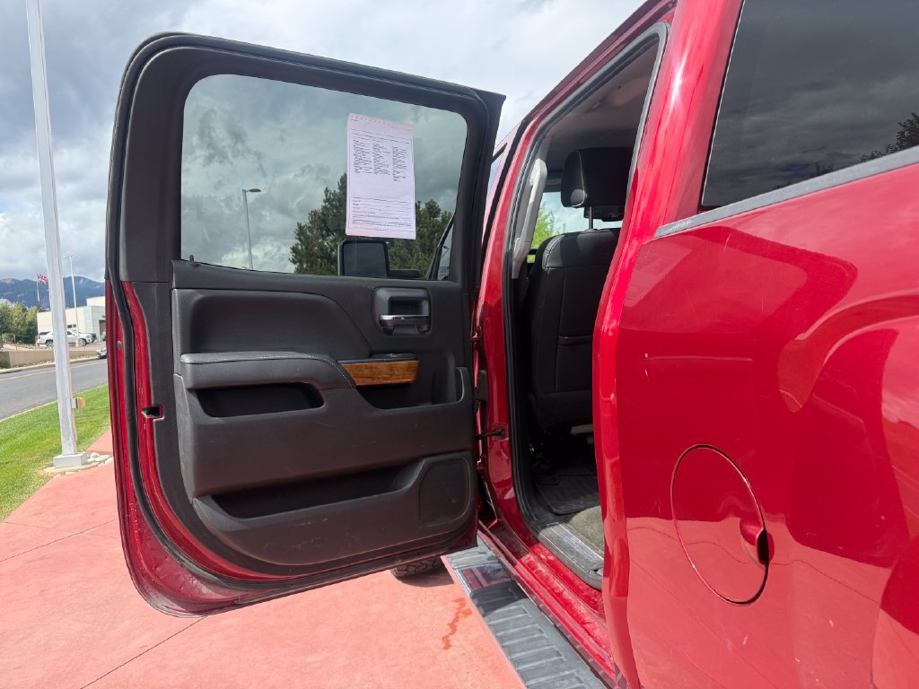 Used 2018 Chevrolet Silverado 2500 High Country w/ Duramax Plus Package AWD/4WD image 19