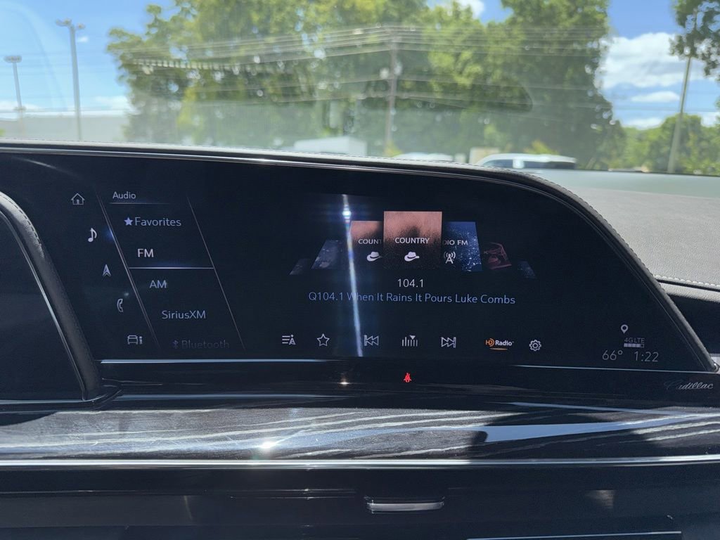 Used 2022 Cadillac Escalade ESV Sport w/ Touring Package RWD image 15