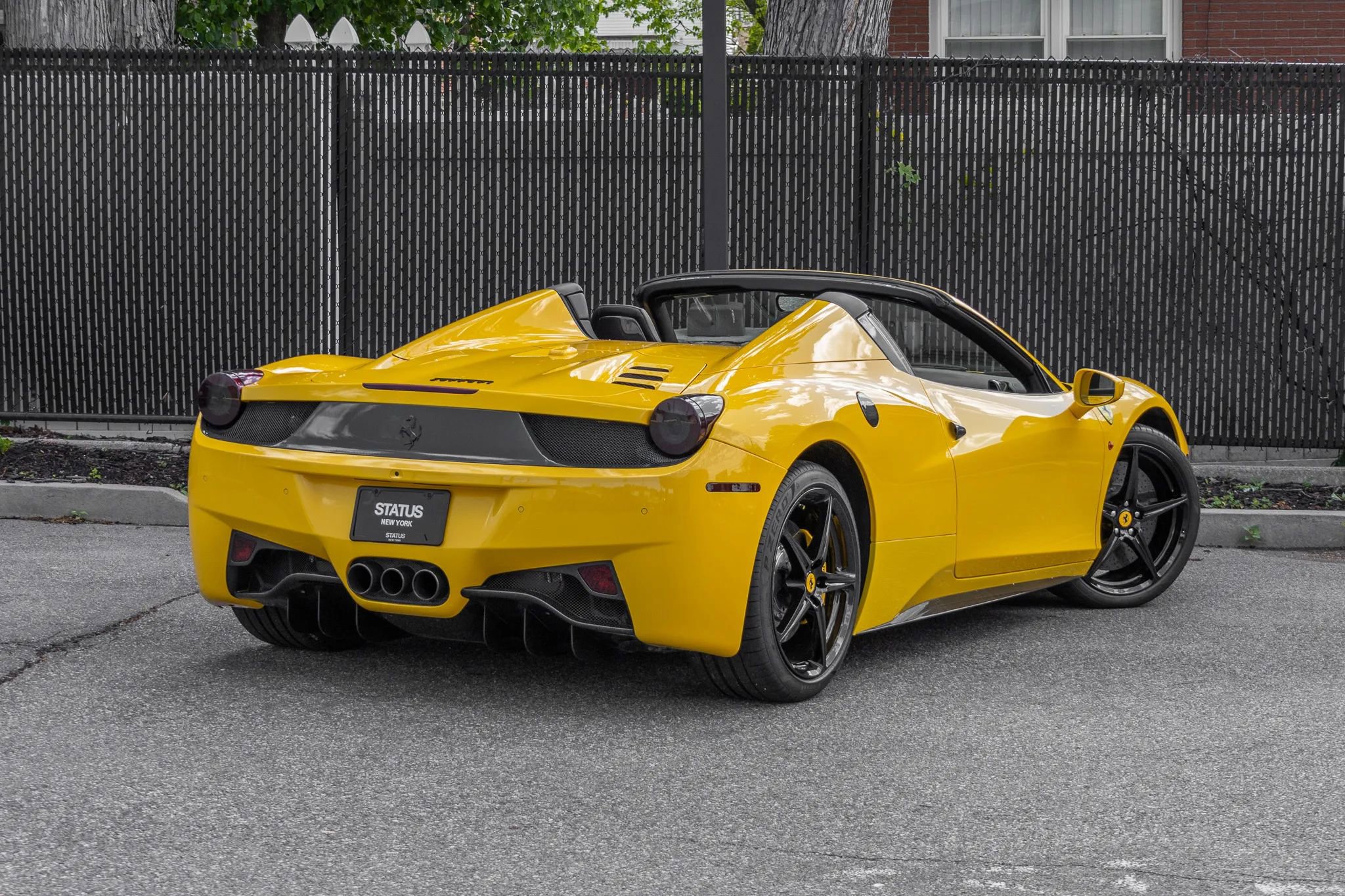 Used 2013 Ferrari 458 Spider RWD image 43