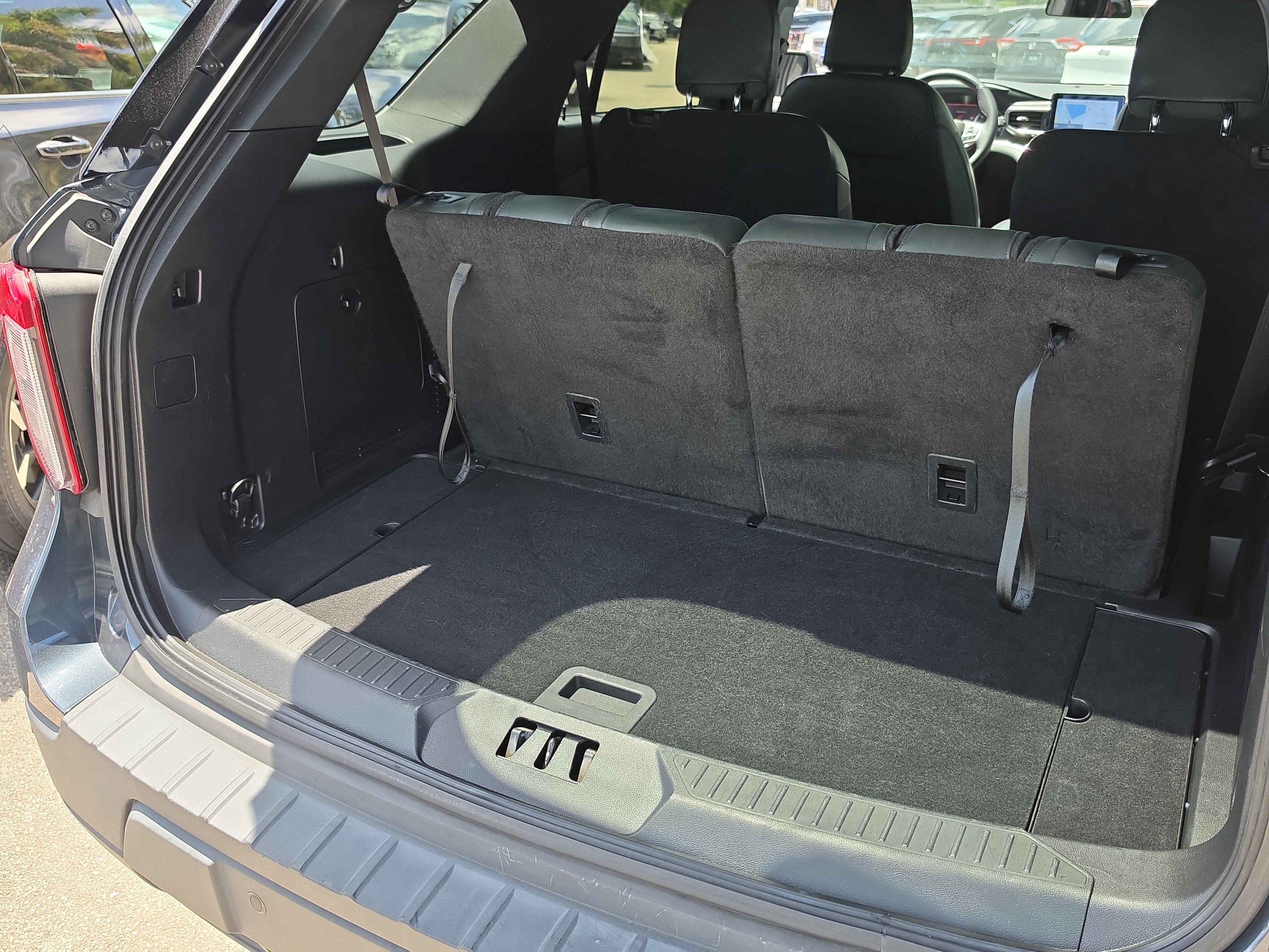 Used 2022 Ford Explorer Timberline image 6