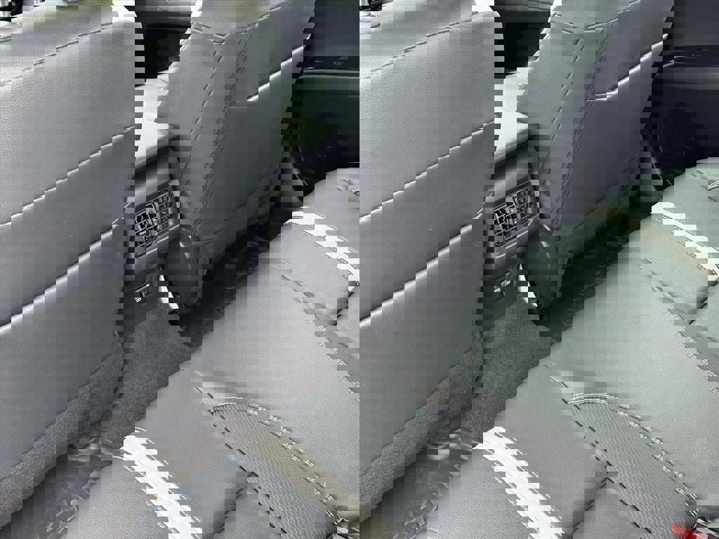 Certified 2025 Toyota Camry SE image 15