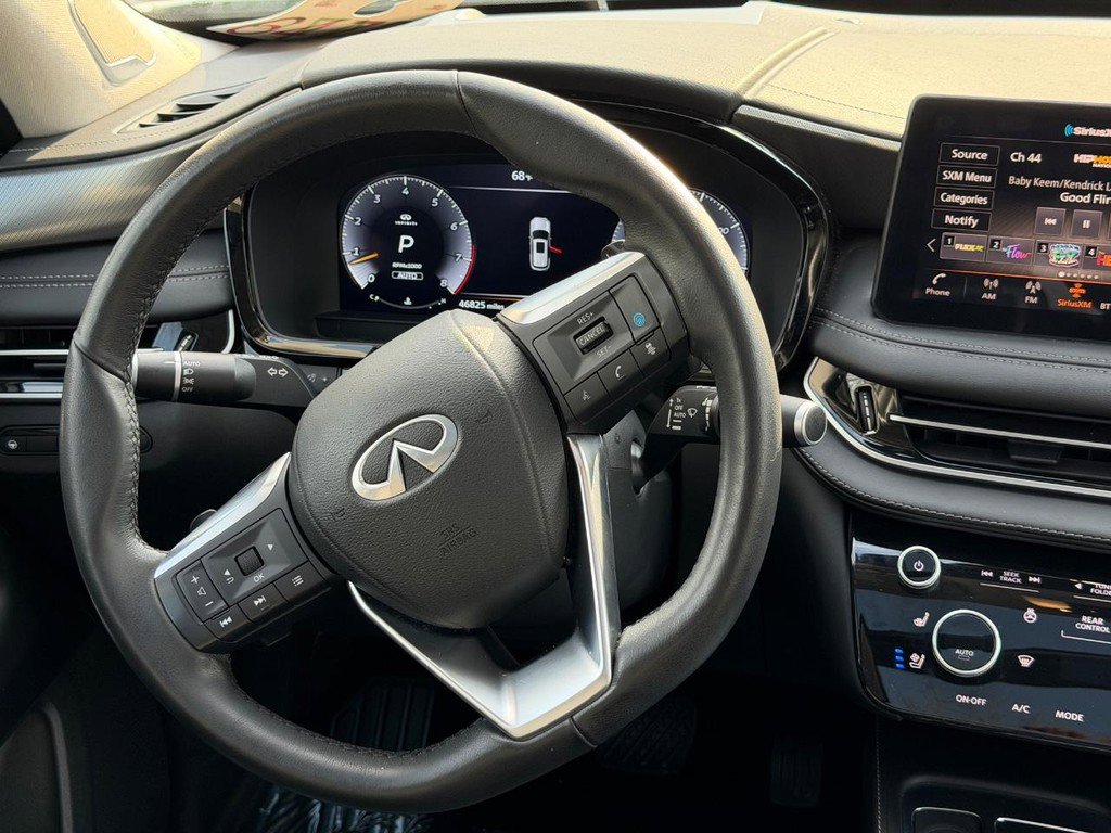 Used 2024 INFINITI QX60 Luxe w/ Vision Package image 14