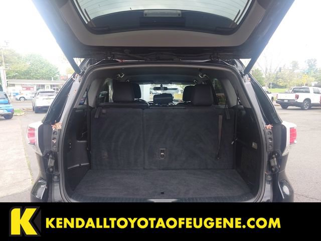 Used 2015 Toyota Highlander Plus AWD/4WD image 16