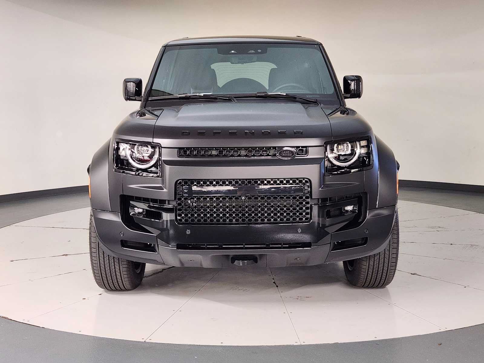 New 2026 Land Rover Defender 110 OCTA AWD/4WD image 9