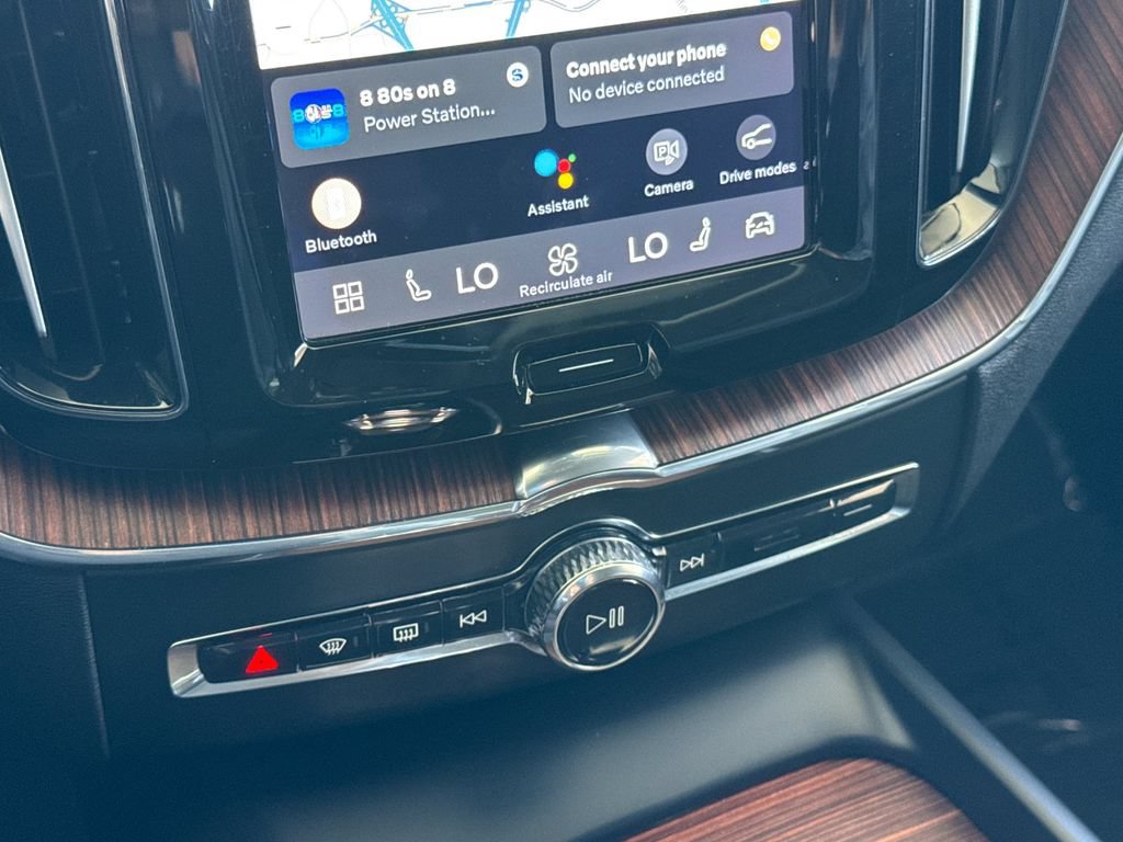 Certified 2023 Volvo XC60 B5 Ultimate AWD/4WD image 20
