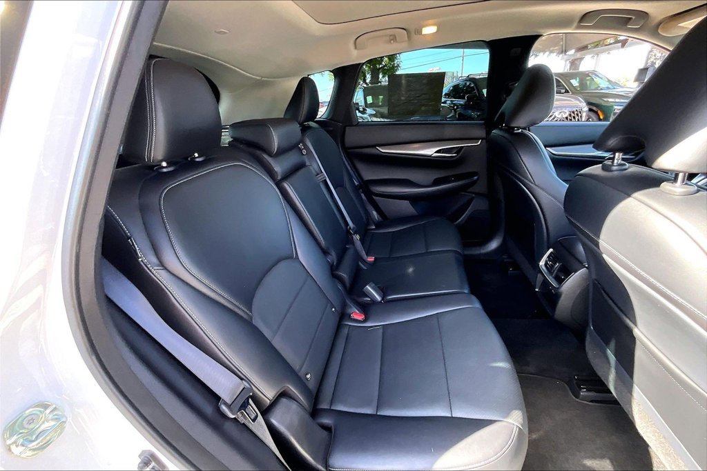 Certified 2022 INFINITI QX50 Luxe FWD image 36