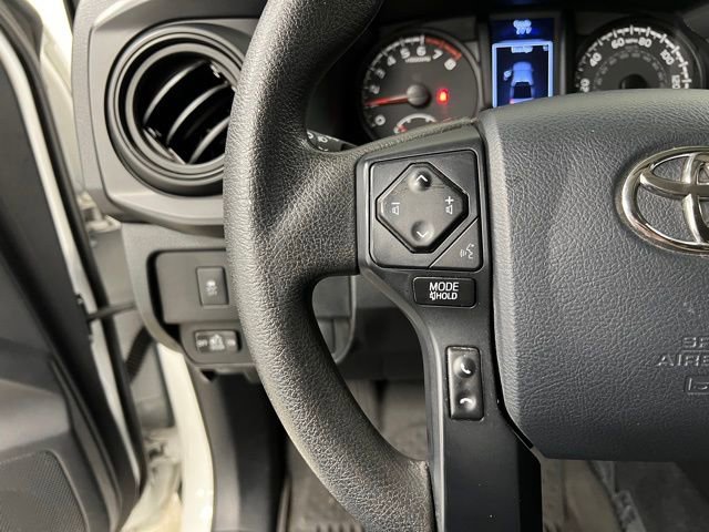 Used 2020 Toyota Tacoma SR AWD/4WD image 29
