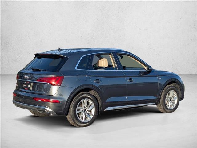Used 2023 Audi Q5 2.0T Premium w/ Convenience Package AWD/4WD image 5
