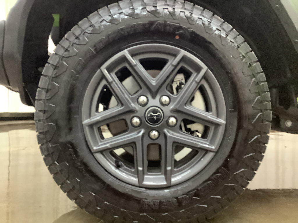 Used 2025 Jeep Wrangler Sport image 25