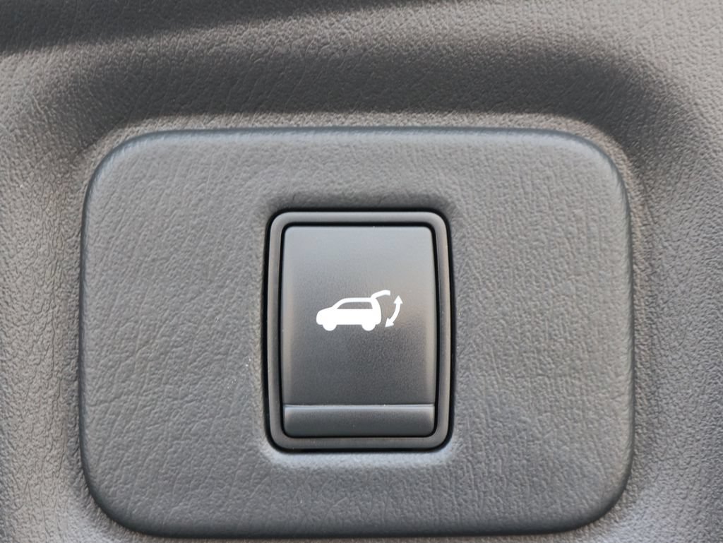 Used 2019 INFINITI QX60 Luxe w/ Essential Package AWD/4WD image 39
