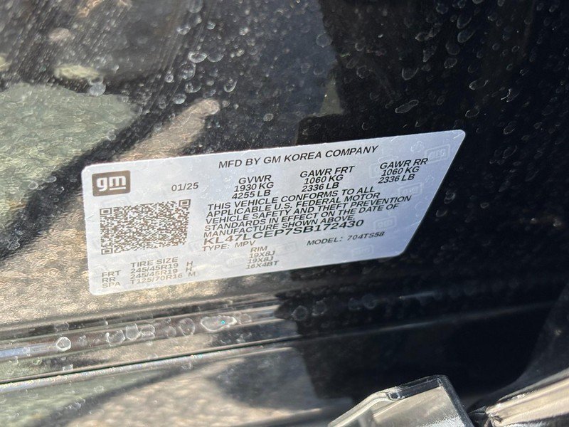 Certified 2025 Buick Envista Avenir FWD image 23