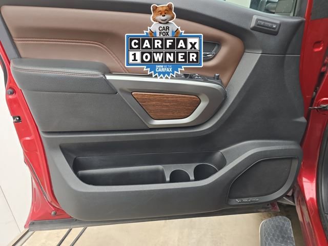 Used 2018 Nissan Titan Platinum Reserve w/ Platinum Utility Package image 10