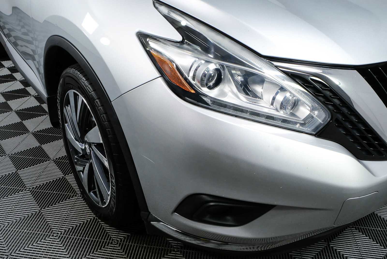 Used 2015 Nissan Murano Platinum w/ Platinum Technology Package AWD/4WD image 35