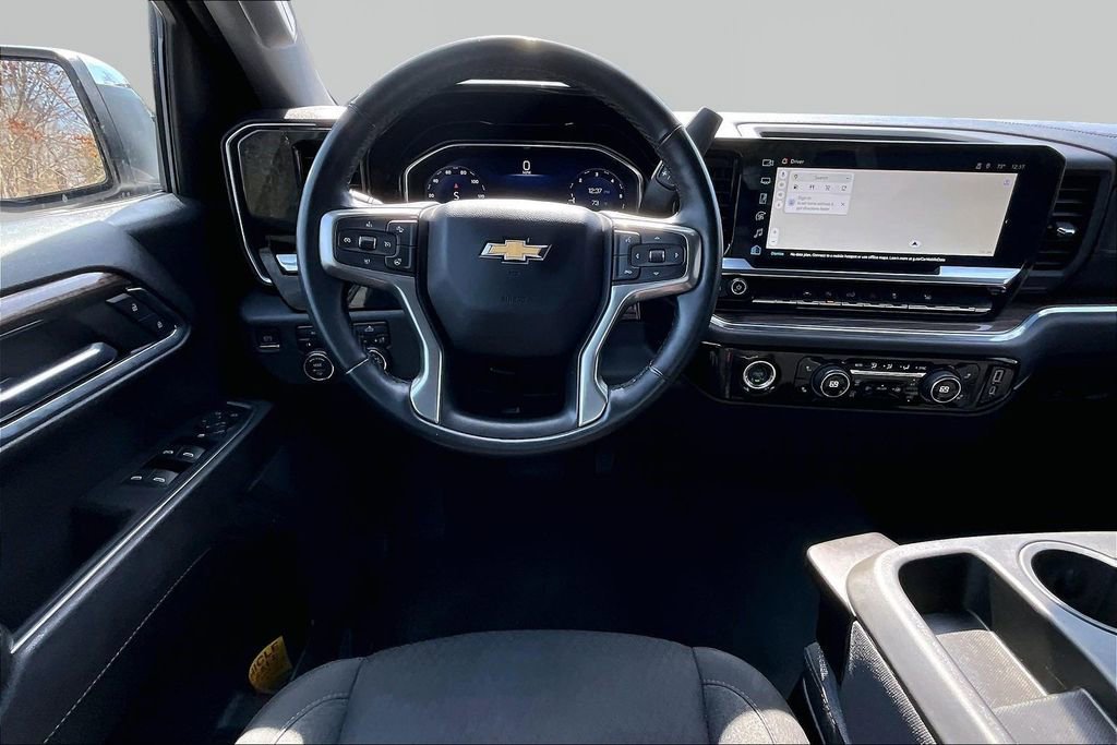 Used 2023 Chevrolet Silverado 1500 LT image 8