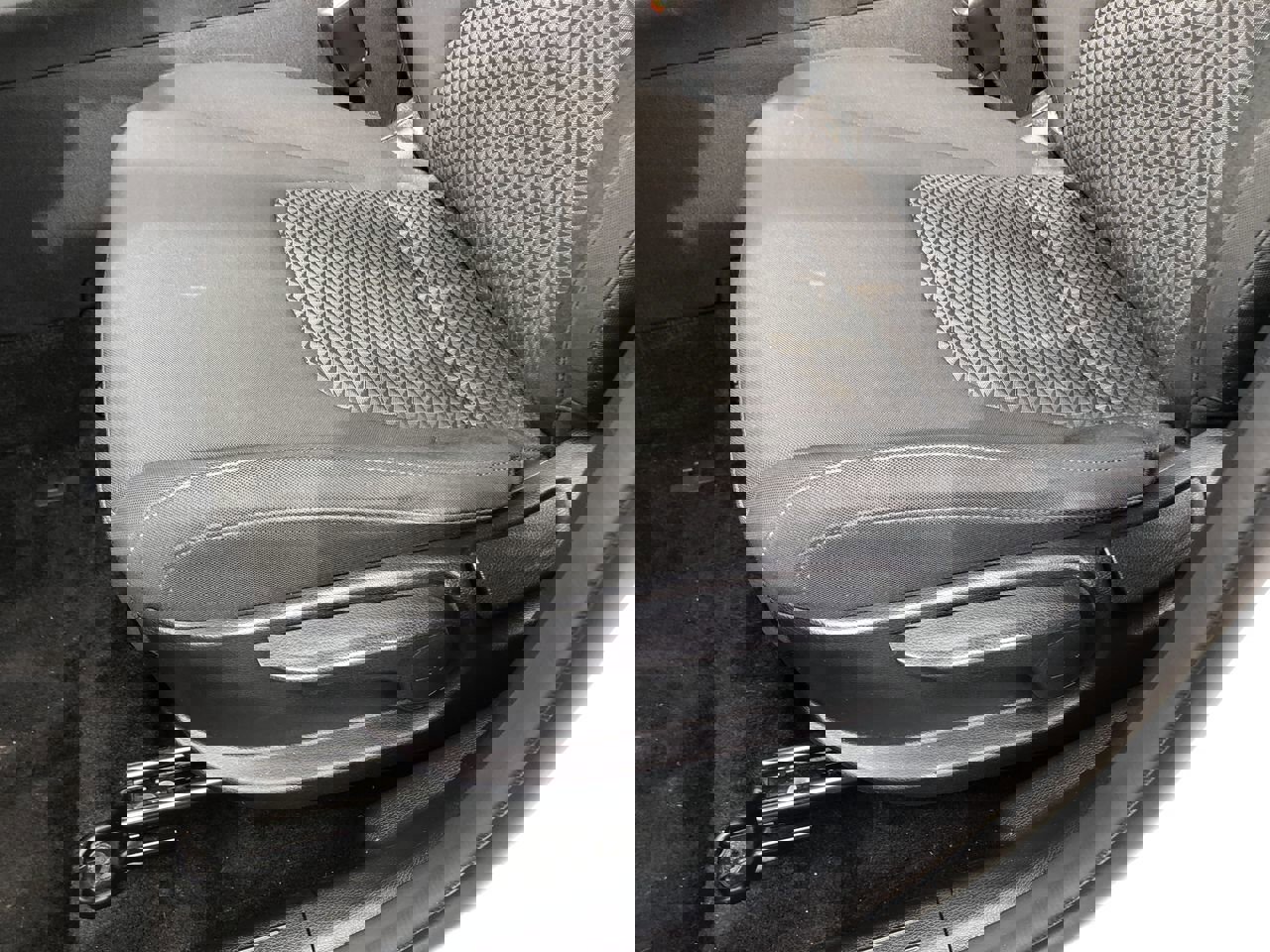 Used 2023 Kia Sportage LX image 14