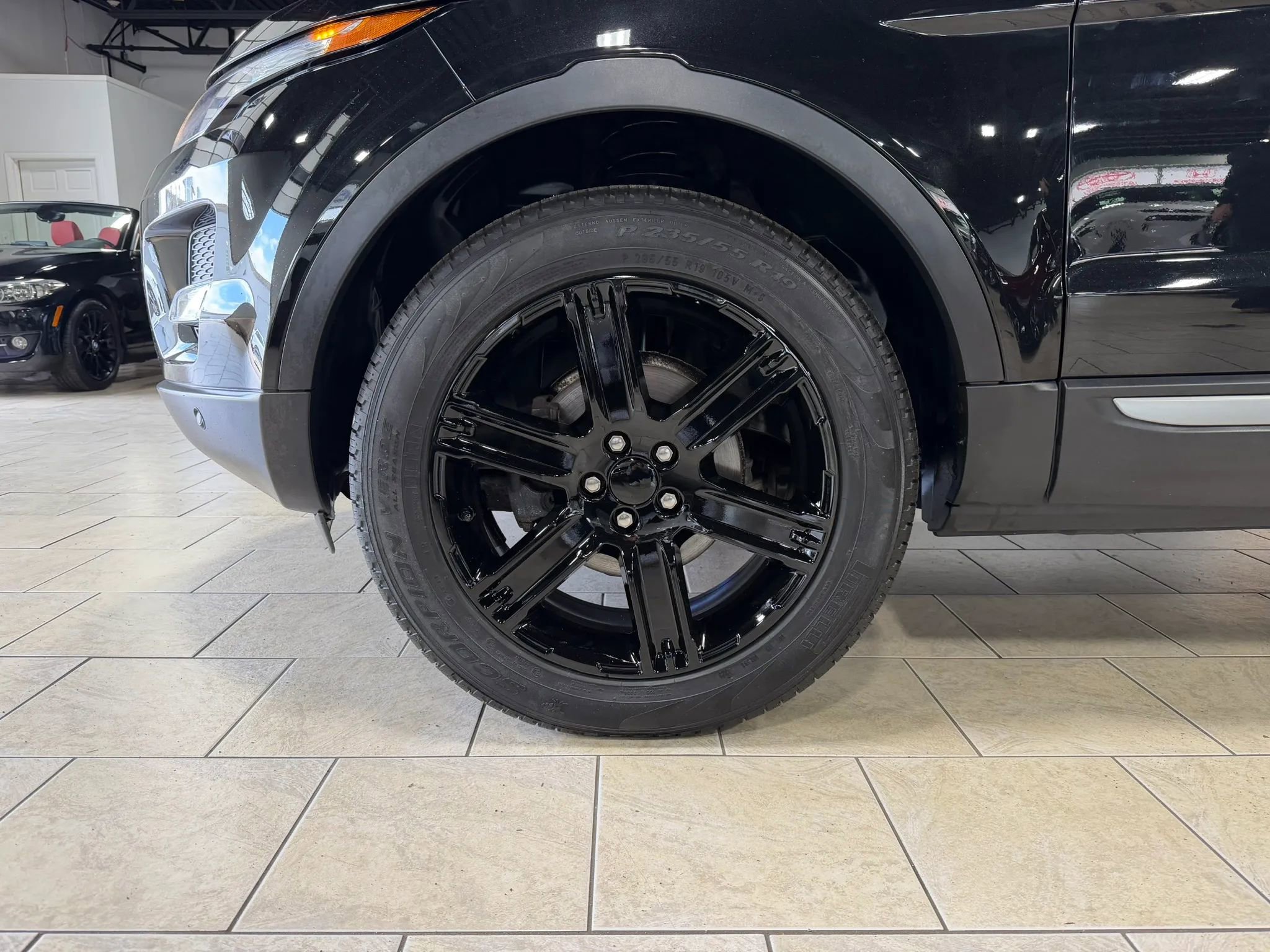 Used 2015 Land Rover Range Rover Evoque Pure Plus AWD/4WD image 39