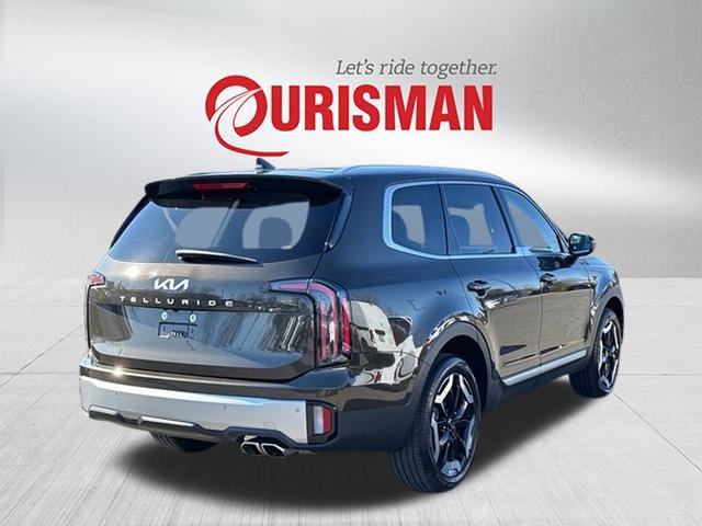 Used 2023 Kia Telluride EX w/ EX Captain's Chair Package video 2