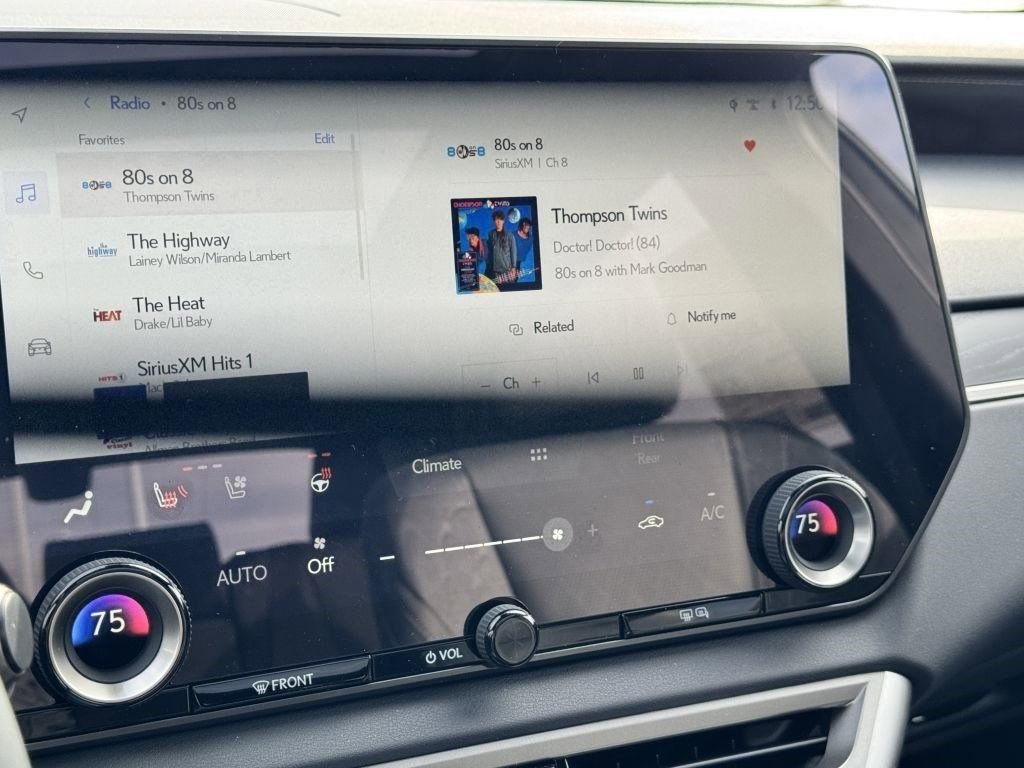 New 2026 Lexus RX 450h AWD image 29