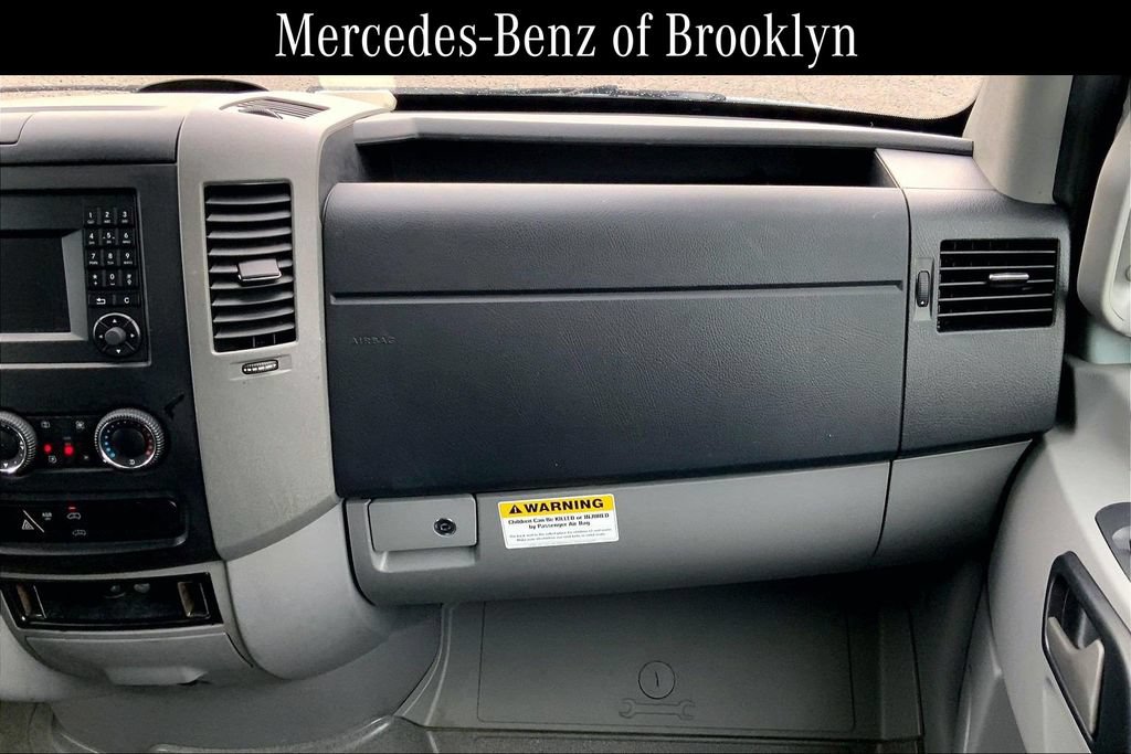 Used 2016 Mercedes-Benz Sprinter 2500 image 17