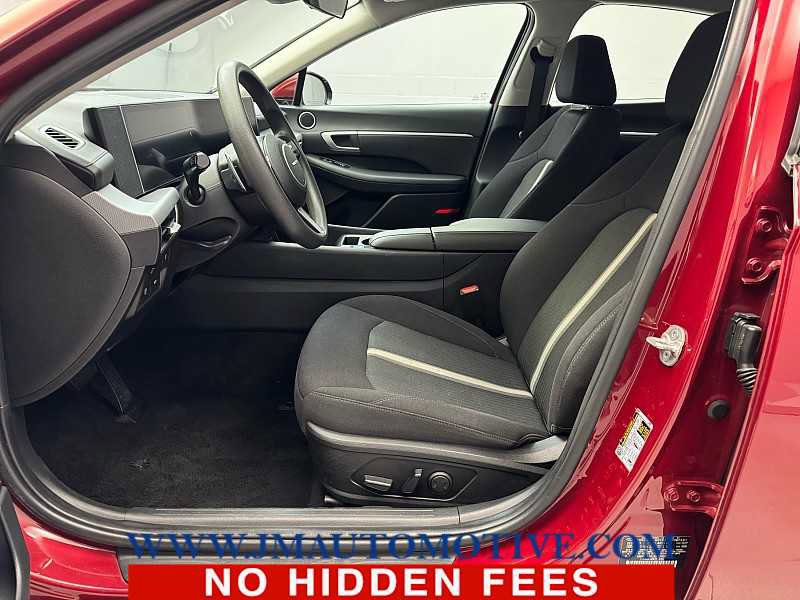 Used 2024 Hyundai Sonata SEL FWD image 12