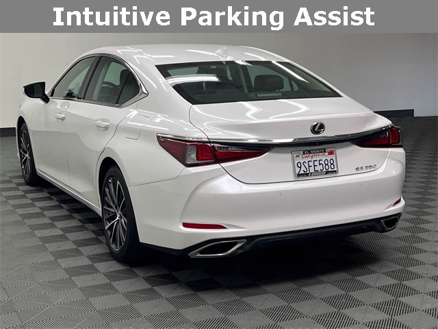 Used 2025 Lexus ES 350 w/ Premium Package image 7