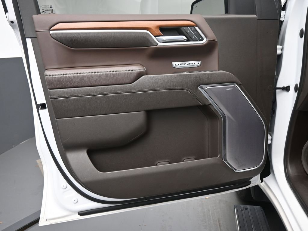 Used 2022 GMC Sierra 1500 Denali w/ Denali Reserve Package image 12