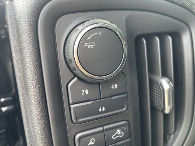 Used 2024 Chevrolet Silverado 2500 Custom w/ Custom Value Package image 17